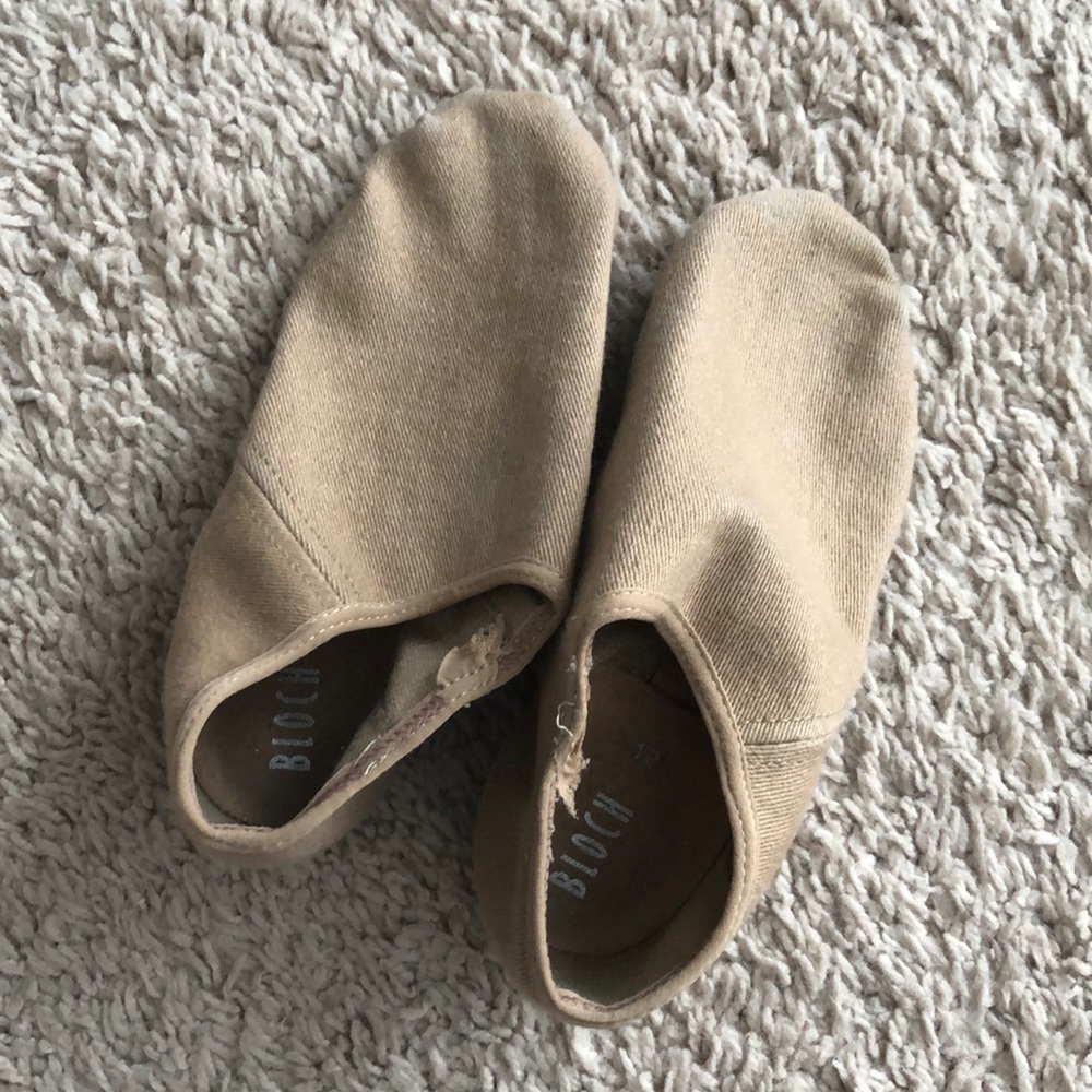 Bloch jazz shoe 12.5